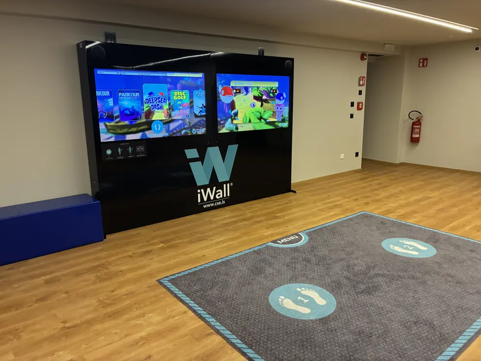 Hotel Oswold Games Room [9]
