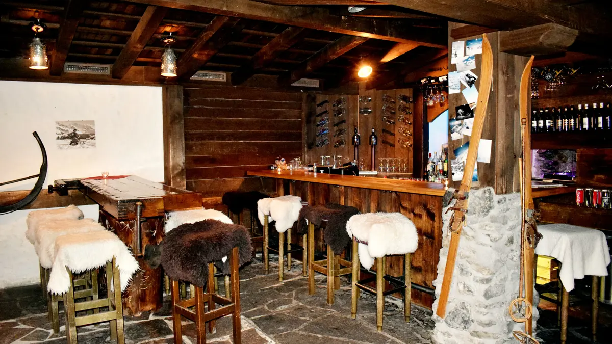 Hotel Silberhorn Wengen Anonyn Bar