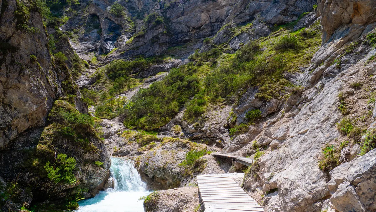 Seefeld Walking Path In Gleirschklamm