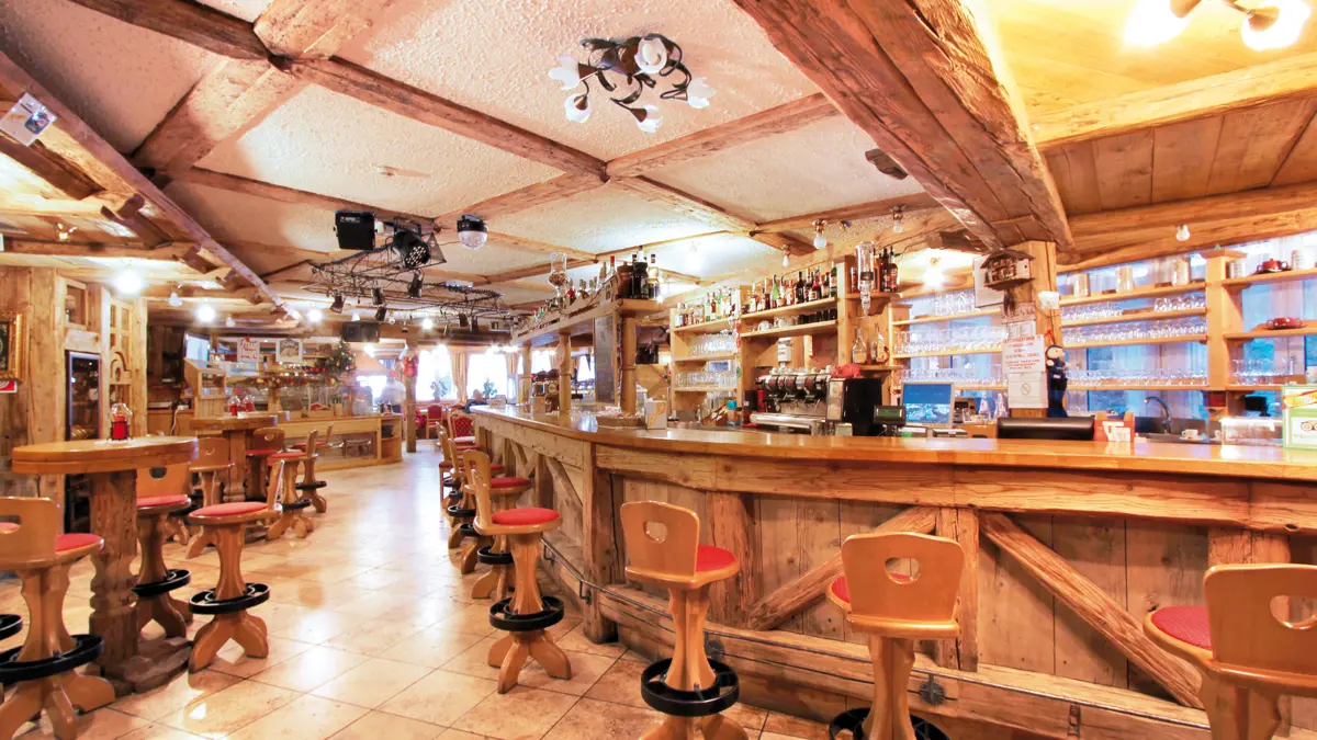Hotel Dolomiti Canazei Kaiserstube Bar