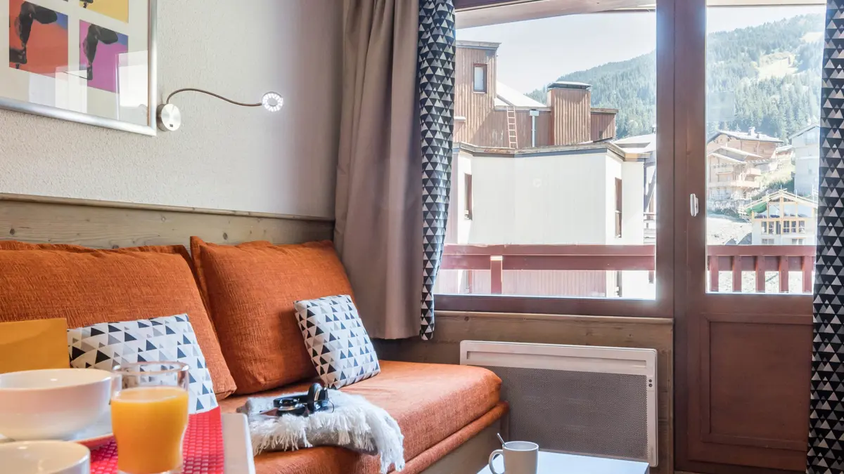 Residence Britania La Tania Lounge With Balcony