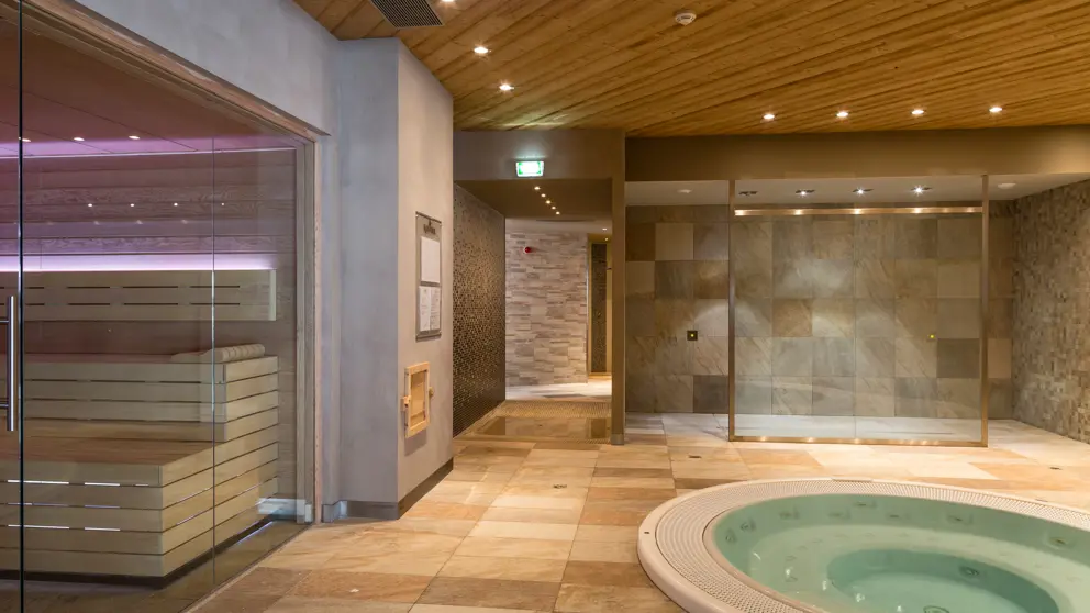 Hôtel Koh I Nor Whirlpool [7]