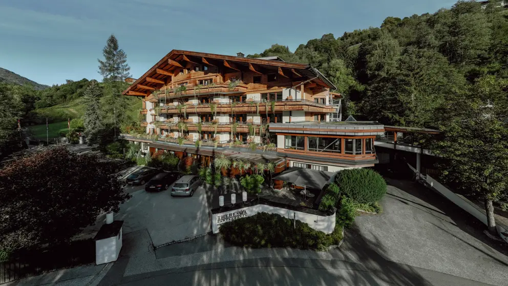 Garden Hotel Theresia Hinterglemm Exterior [1]