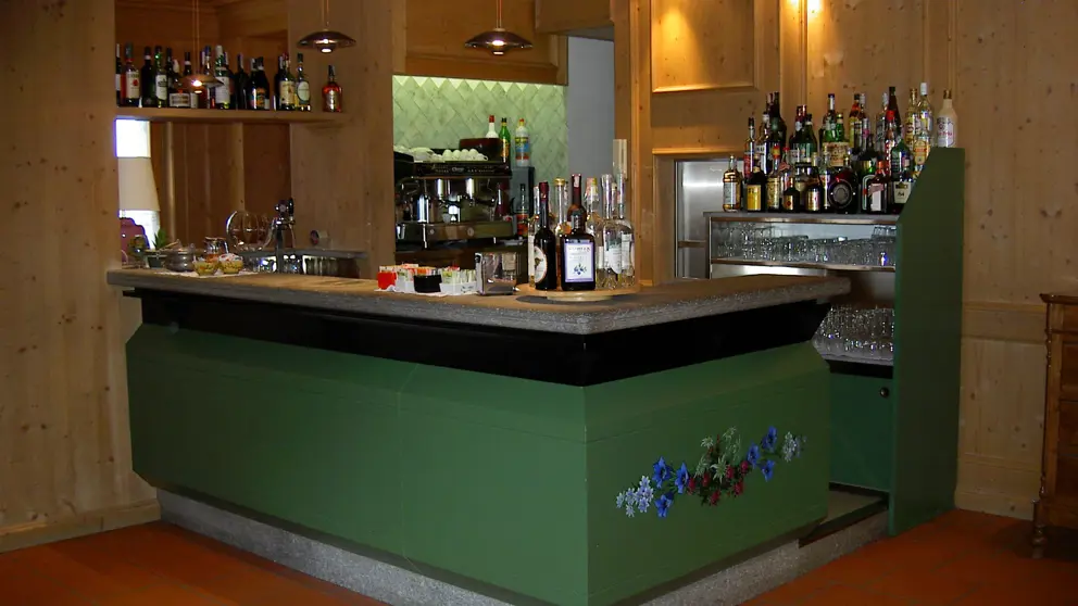 Inghams Italy Monterosa Gressoney Hotel Du Four Bar