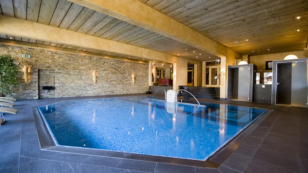 Hotel Tiefenbrunner Kitzbuhel Swimming Pool [5]