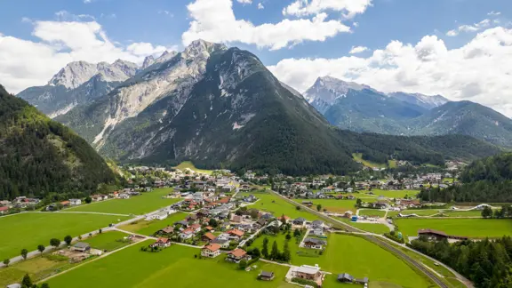 Aerial view of Karwendel Railway towards Scharnitz ©Region Seefeld