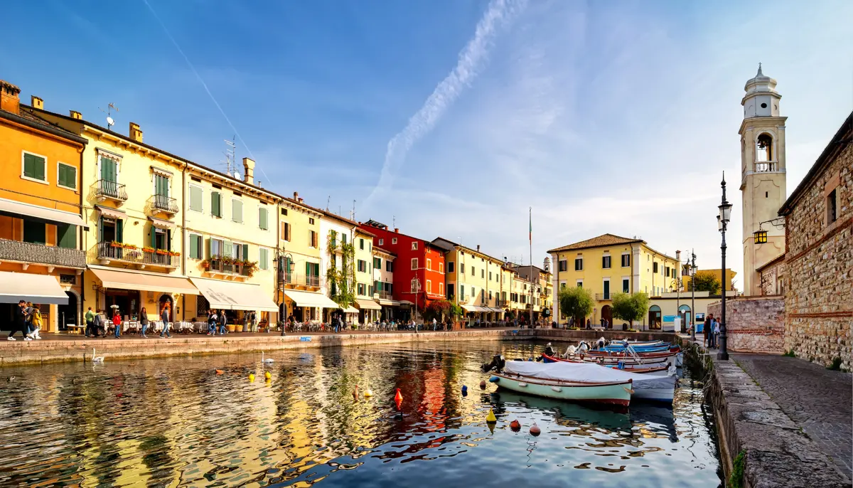 Lake Garda, Lazise, Near Garda And Bardolino