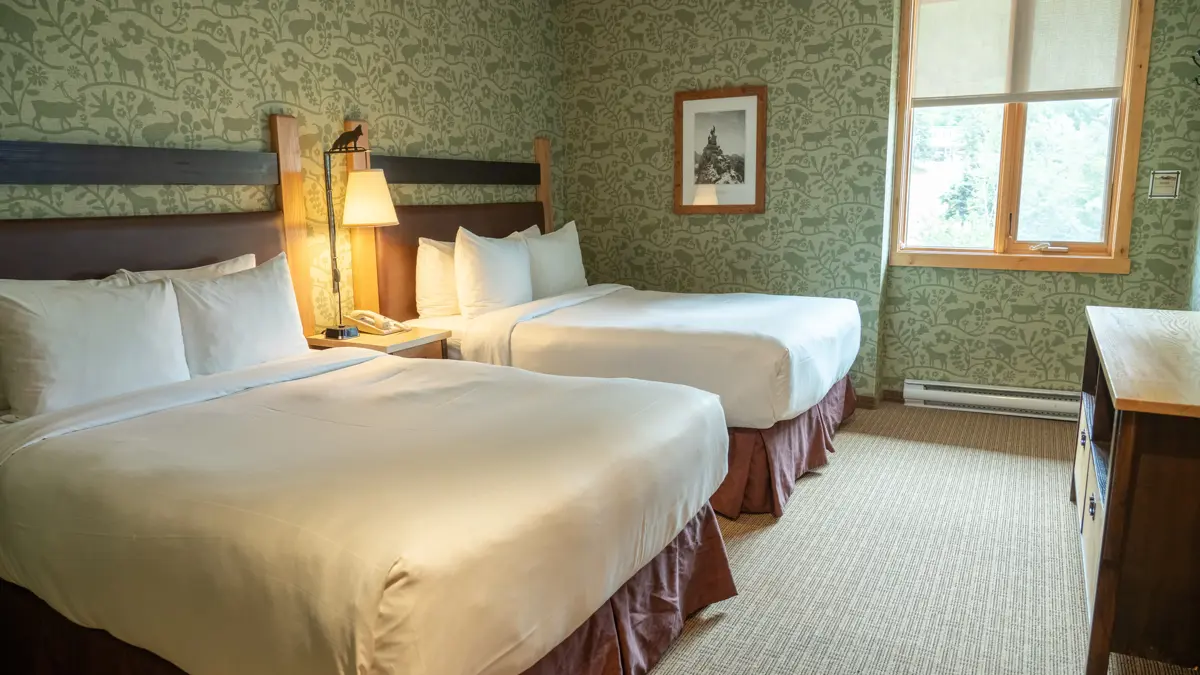 Fox Hotel And Suites Banff Superior Two Bedroom Suite