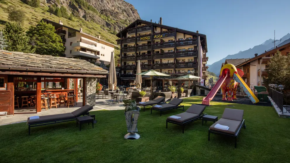 Hotel Alex Zermatt Exterior And Garden 2 [2]