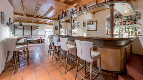 Hotel Solderhof Residenz Tamara Solden Bar Area (6)