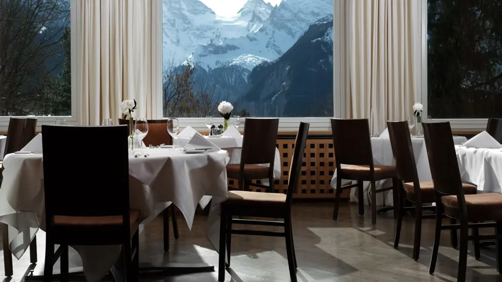 Beausite Park Hotel Wengen Restaurant Altitude Cheminee [6]