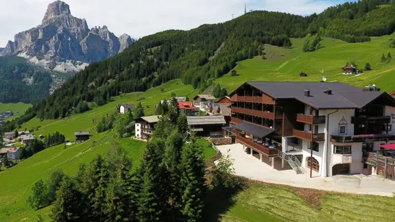 Sporthotel Panorama, Corvara, Dolomites, Hotel Exterior