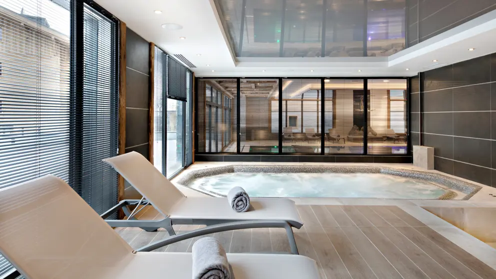 Les Suites Dalexane Wellness Area [8]