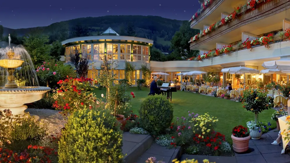Hotel Salzburgerhof Zell Am See Feng Shui Gardens And Terrace [8]