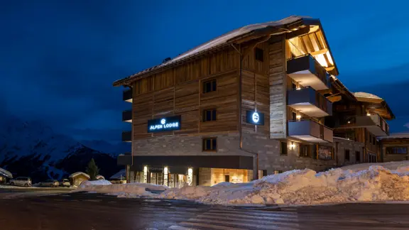 Hotel Alpen Lodge La Rosiere Exterior 4