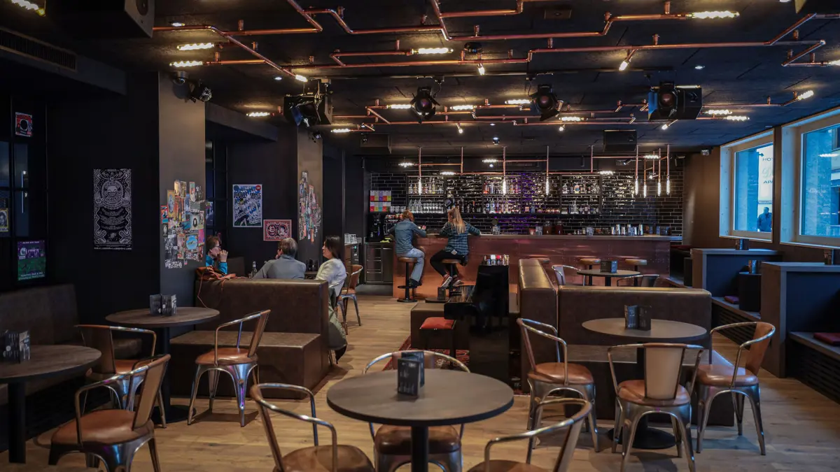 Revier Mountain Lodge The Fox House Music Bar