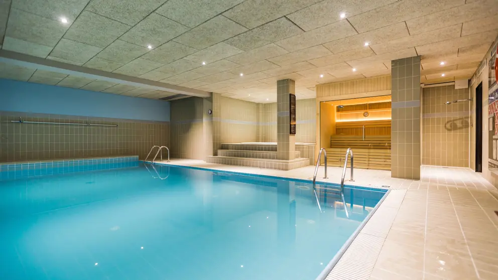 Grand Pas Hotel Pas De La Casa Swimming Pool Area [8]