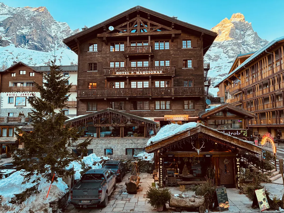 Cervinia Punta Maquignaz Hotel External View