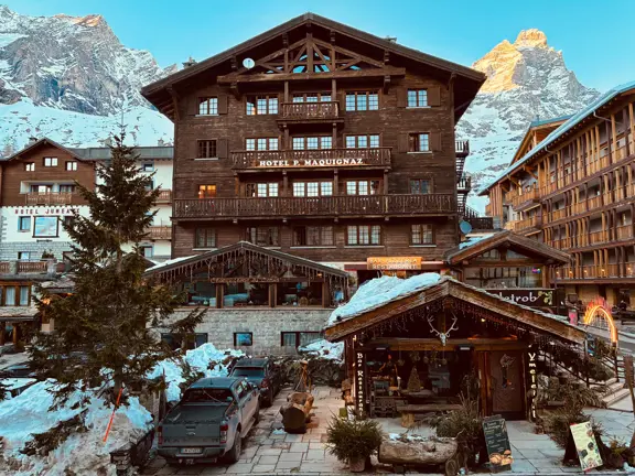 Cervinia Punta Maquignaz Hotel External View