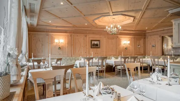 Hotel Alpenland Obergurgl Dining Room 2
