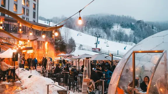 Hotel Fairmont Tremblant Mont Tremblant Apres Bar