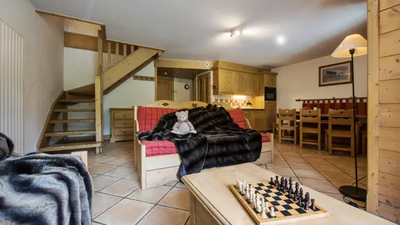 Four bedroom duplex apartment