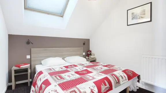 Standard apartment double bedroom