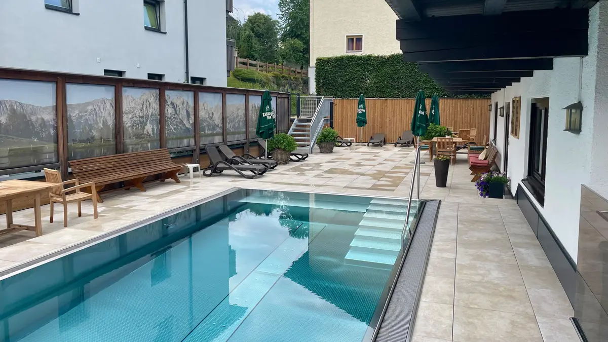 Hotel Eggerwirt Pool And Terrace