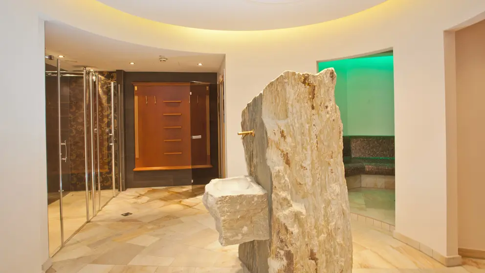 Hotel Berner Zell Am See Spa [2]