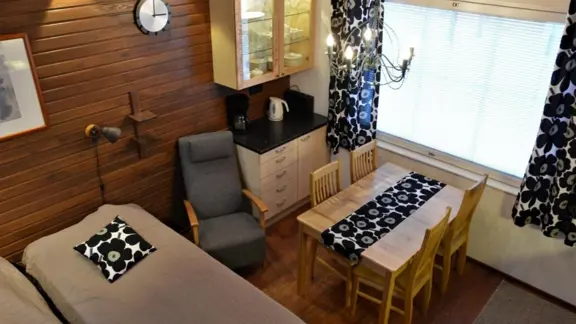 Studio cabin