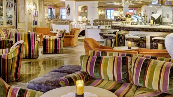 Hotel Bauer Saalbach Bar And Lounge (8)