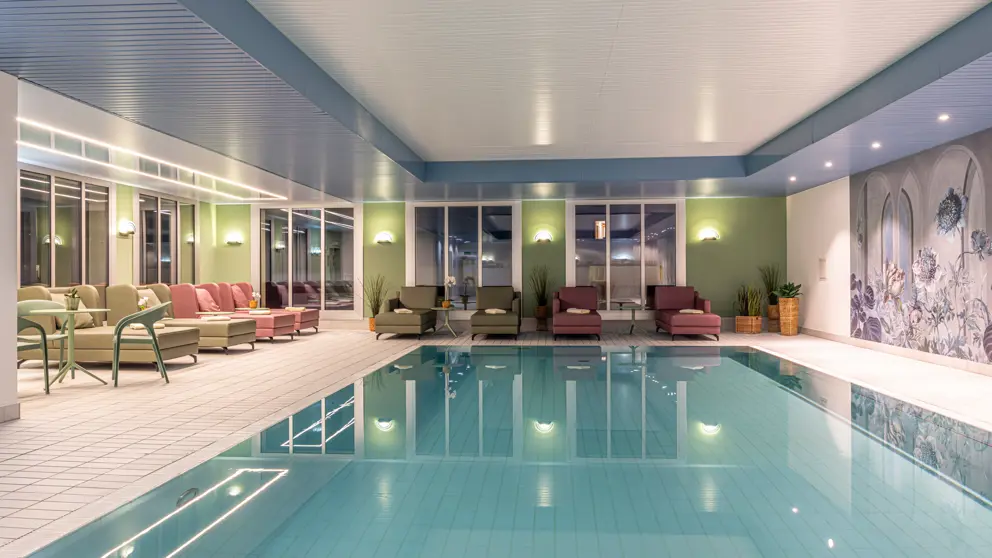 Hotel Central Sport Davos .Swimming Pool [2]