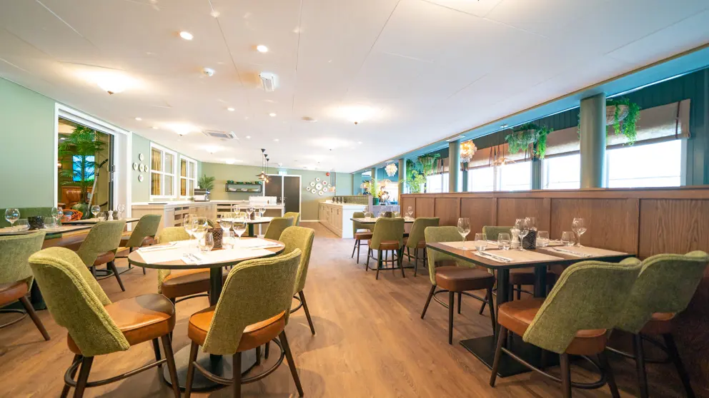 Hotel Aurlandsfjord Flam Aurland Restaurant (copyright: Norwaysbest/Sverre Hjørnevik) [7]