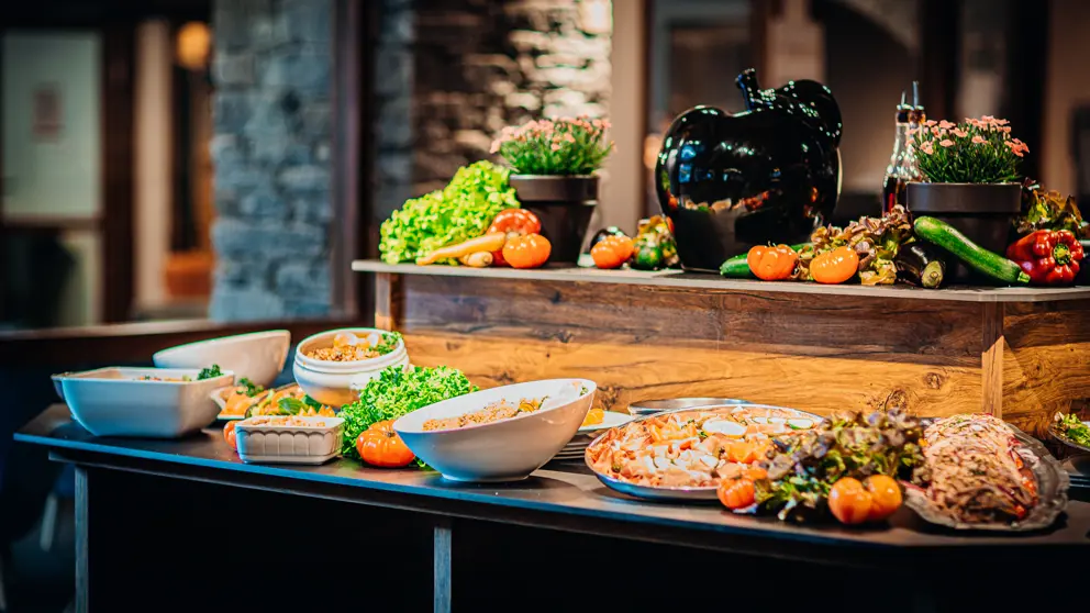 Hotel Le Cret Morzine Restaurant (1) [6]