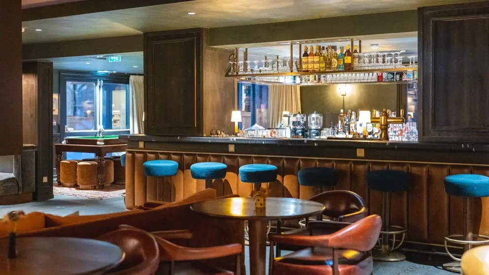 Hotel Le Fitz Roy Val Thorens Bar Area [3]