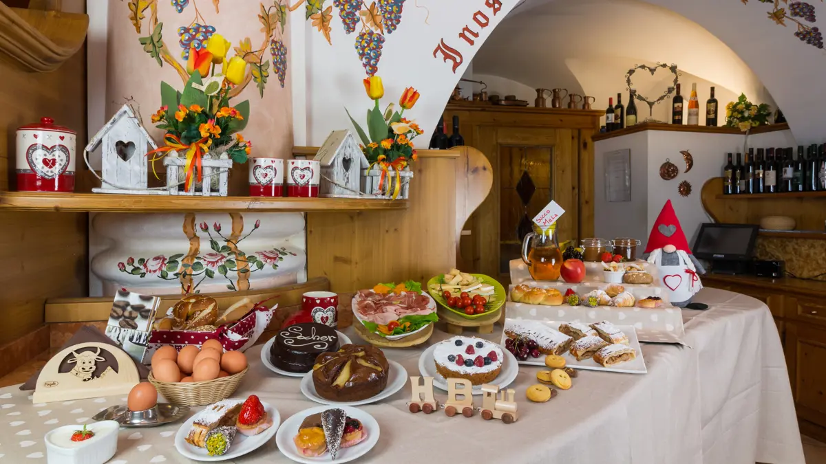 Inghams Italy Dolomites Pinzolo Hotel Bellavista Pinzolo Food
