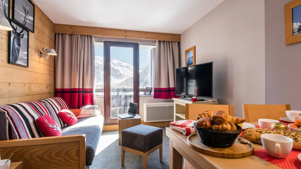 Les Balcons De Bellevarde Val D'isere One Bedroom Apartment Interior 3 [2]