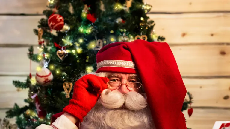 Santa Breaks PLP Hero 2025