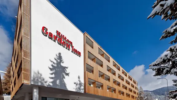 Hotel Hilton Garden Inn Davos Exterior 2