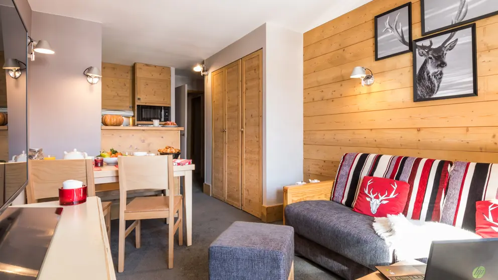 Les Balcons De Bellevarde Val D'isere One Bedroom Apartment Interior 2 [4]