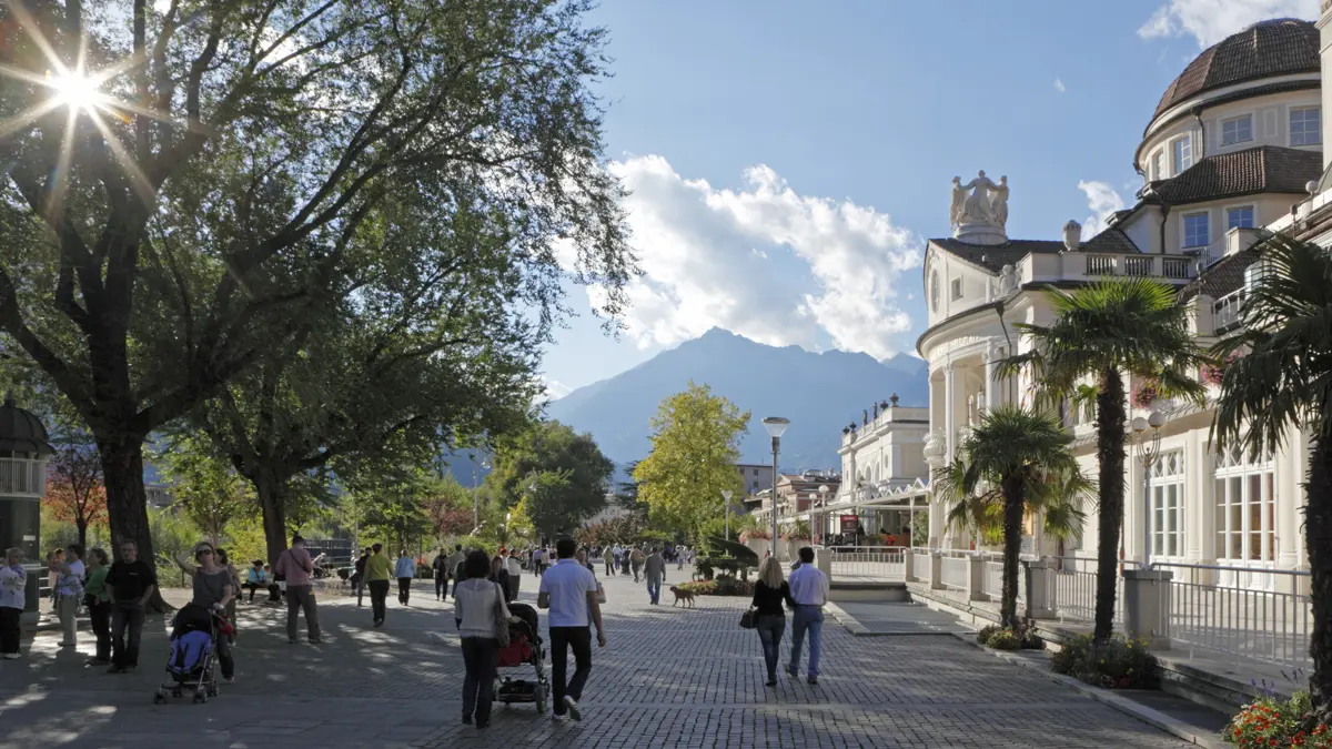 Merano, South Tyrol, Walking along the Riverside Promenade