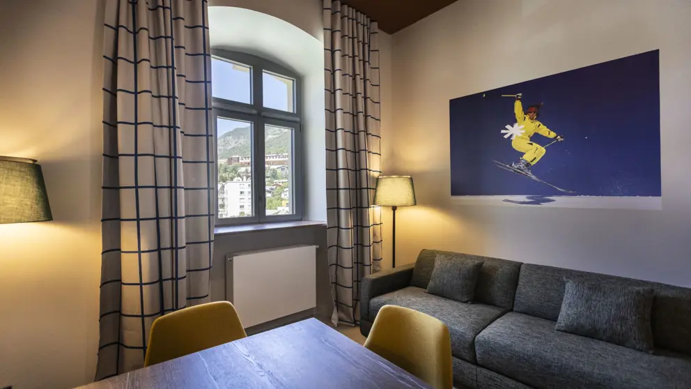 Hotel Daffy Briancon Interior [9]