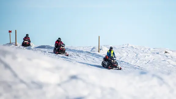 Yllas Finland Snowmobiling (C) Visit Yllas.J