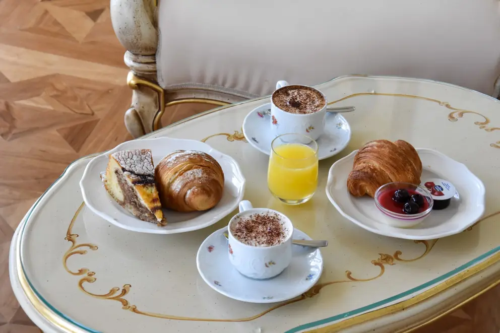 Hotel Astoria, Stresa, Lake Maggiore, Breakfast [4]