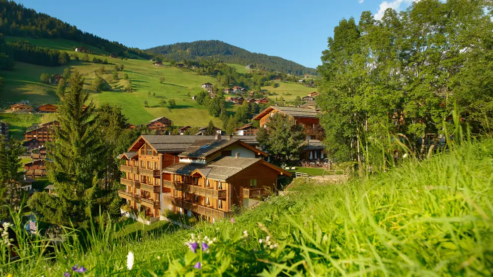 Hotel Beauregard La Clusaz Exterior Summer View [3]
