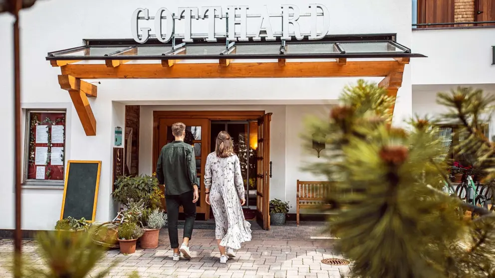 Hotel Gotthard Lech Entrance [1]