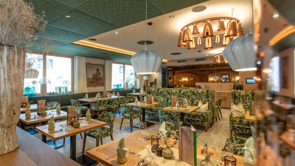 Alpenhotel Kramerwirt Mayrhofen Restaurant 2 [4]