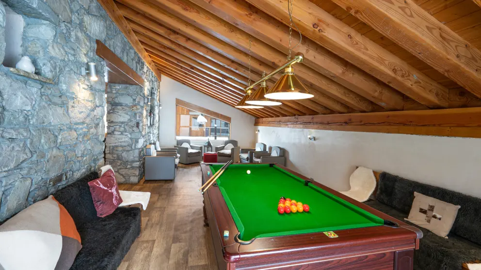 Hotel L'aiguille Percee Tignes Games Area [2]