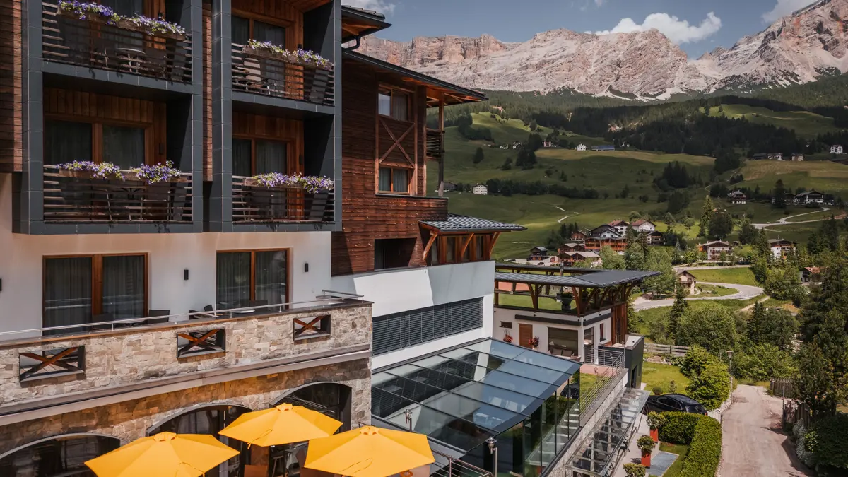 Ciasa Soleil Restaurant Mountain View