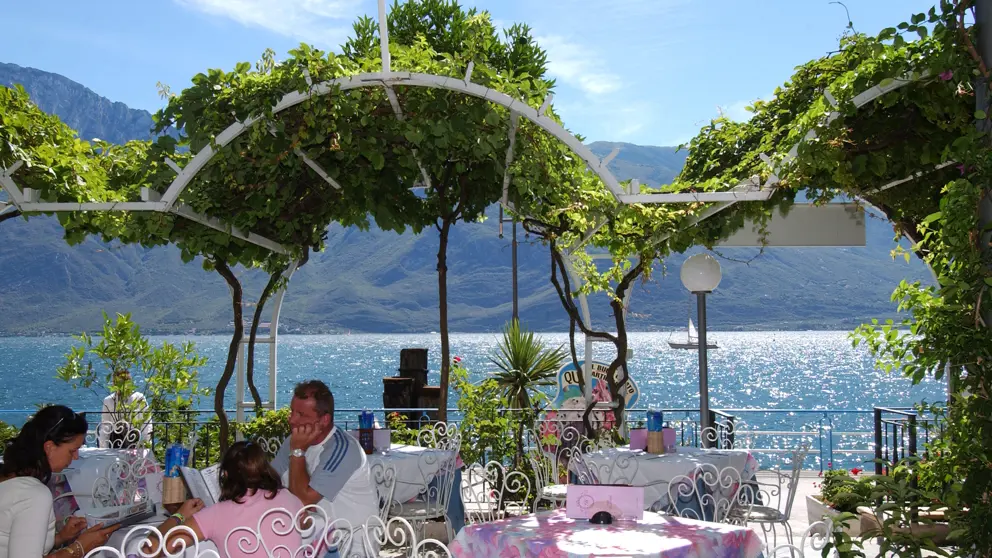 Hotel All' Azzurro Limone Lake View Restaurant Terrace [1]